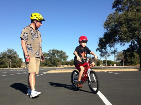 Be maneuverable, visible, predictable, and communicative on a bike in traffic Be maneuverable, visible, predictable, and communicative on a bicycle in traffic