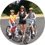 Ashleigh, Johnnie and Brynne circle 150w